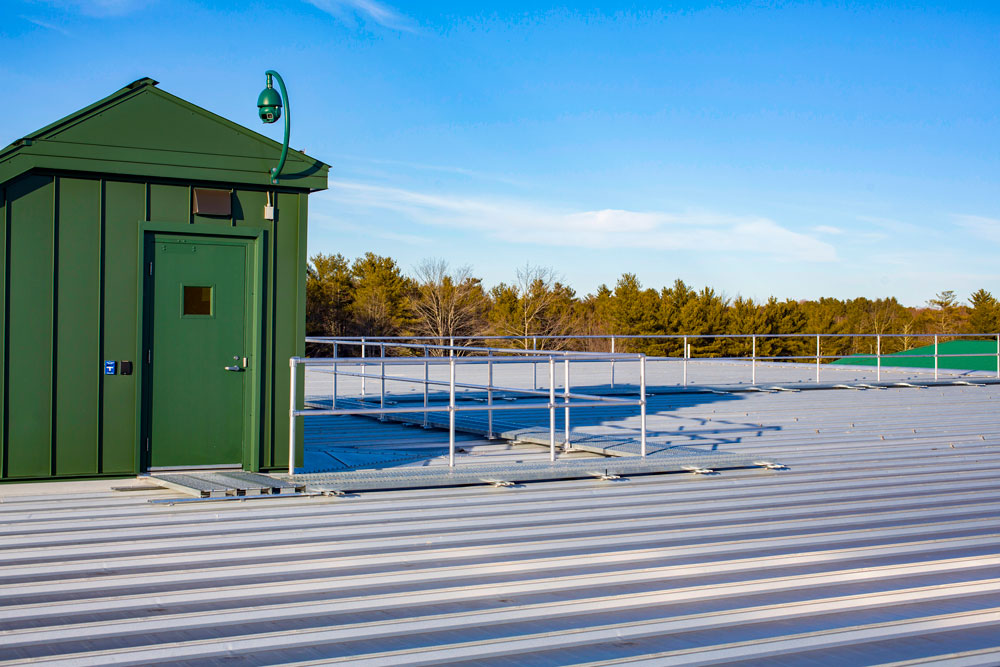 LMCurbs Roofwalk Handrail Enercon Install